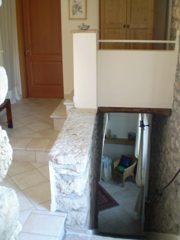 B&B Renzano Bedrooms Salò Εξωτερικό φωτογραφία