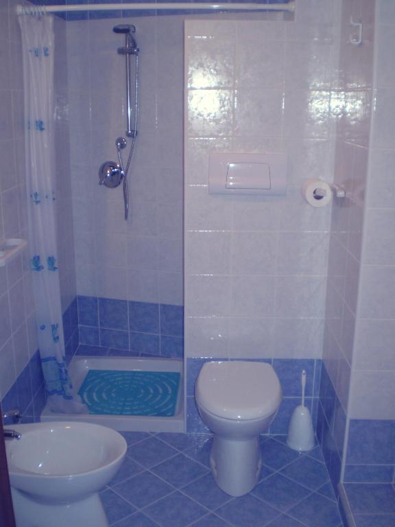 B&B Renzano Bedrooms Salò Δωμάτιο φωτογραφία